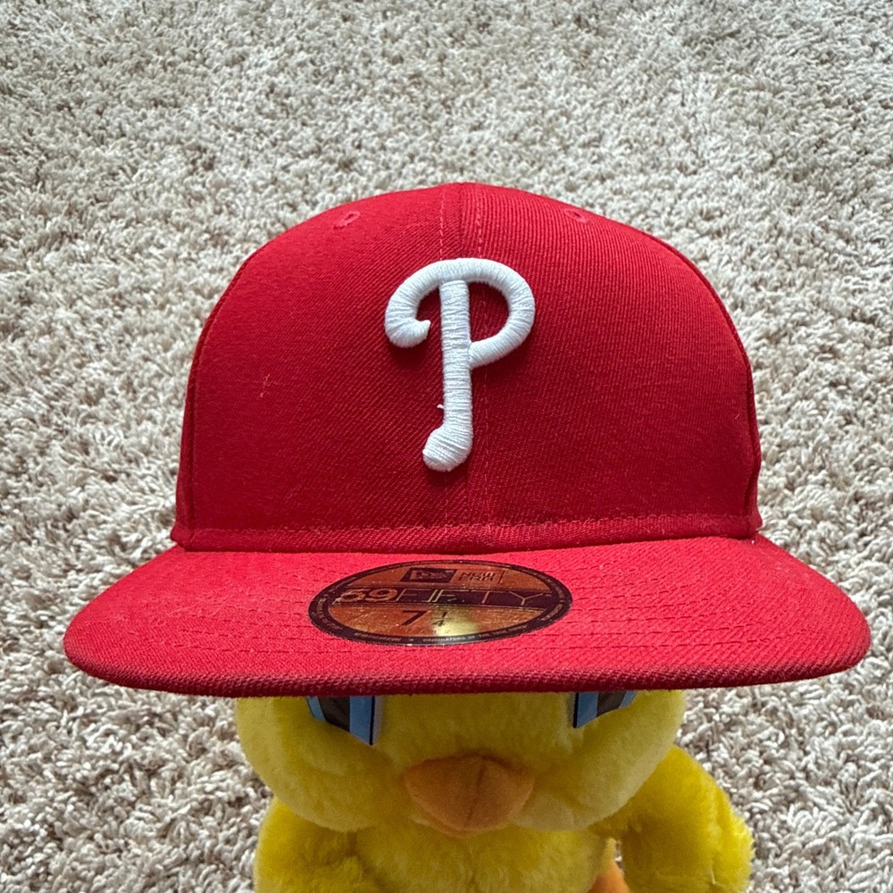 New Era 59FIFTY Philadelphia Phillies MLB Official On-Field Fitted Hat Red 7 1/4